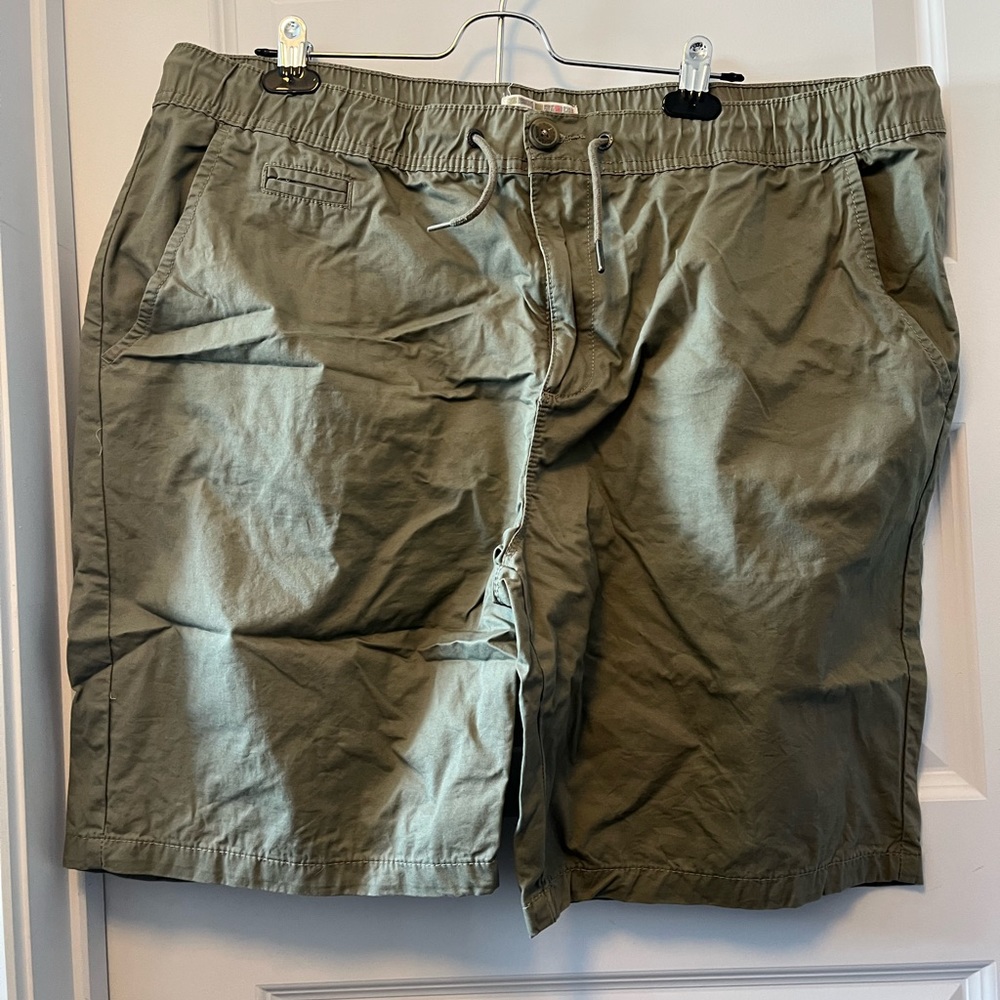 NWOT: Triple Five Soul Casual Shorts